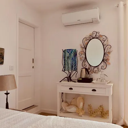 A By The Sea Homestay Vila Franca do Campo